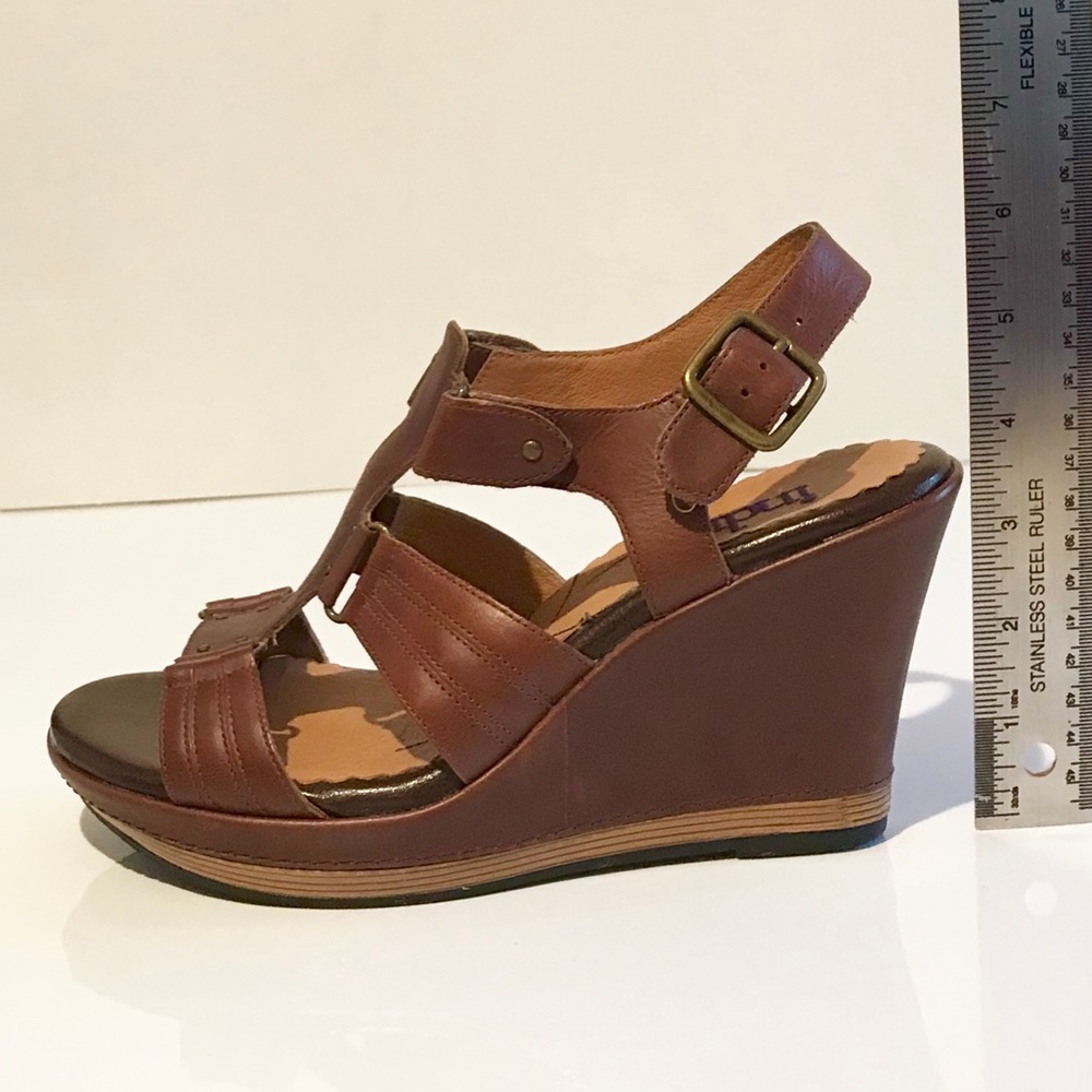 Clarks Sandals - Picture 6 of 8